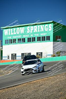 media/Oct-18-2025-Extreme Speed (Sat) [[d6d7e1fef1]]/Group 5/Session 1 (Turn 4)/